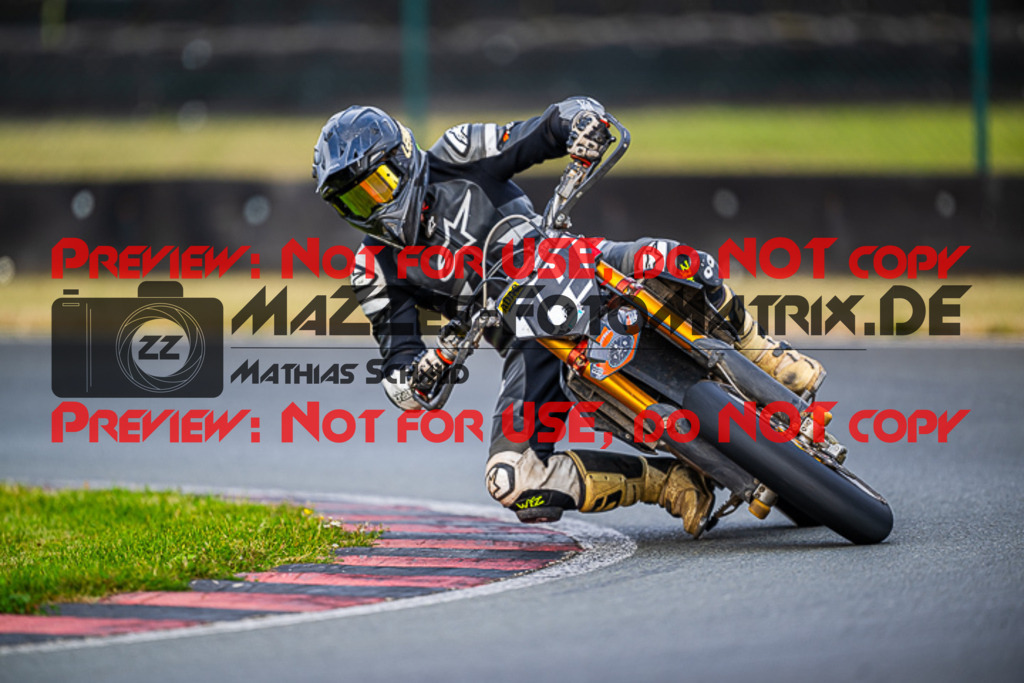 MaZZes_FotoMatrix_231001_4508 | S4