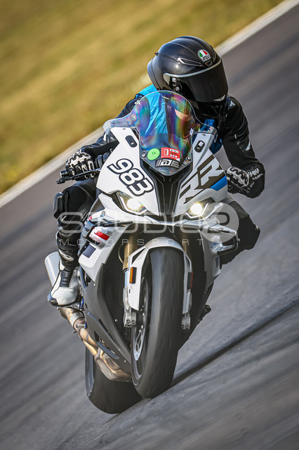 0983-240831_EL-028_983 | Deine Full-Service-Agentur für ✔️Videoproduktionen und ✔️Motorsportfotografie Jetzt Angebot anfragen!