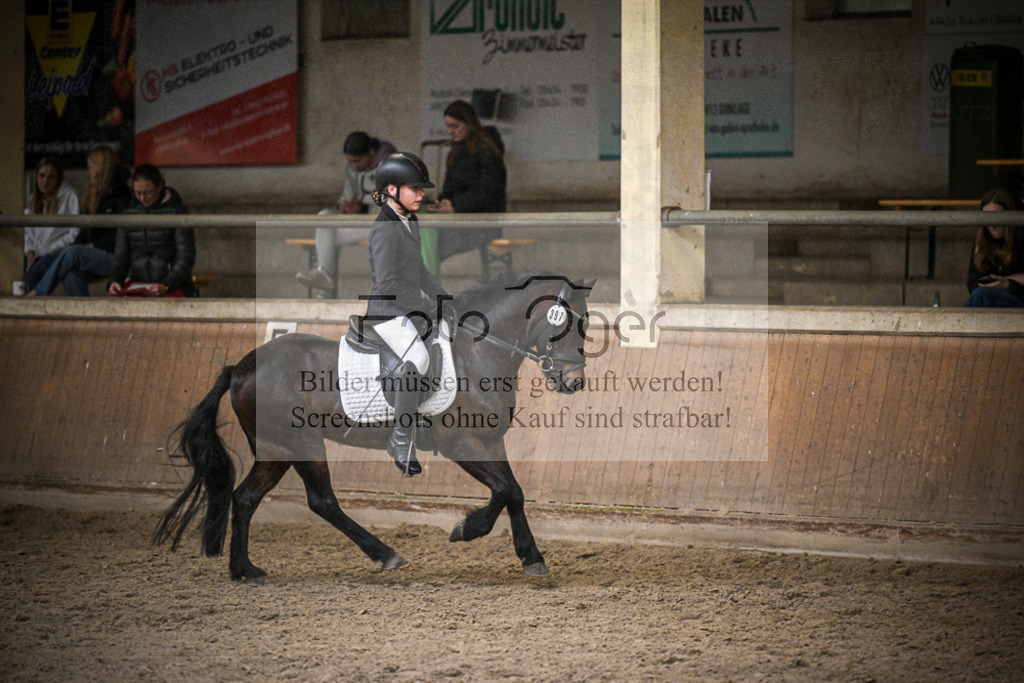 DOS_1849 | Entdecke hochwertige Reitturnierfotos von Foto Oger. Professionell, emotional und authentisch – jetzt Lieblingsmomente im Shop bestellen.Deutschlandweite Turnierfotografie. - Realisiert mit Pictrs.com