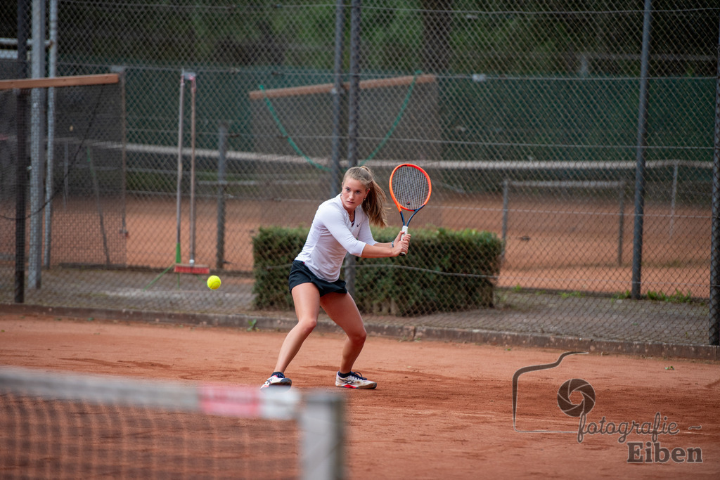 Tennis Wiefelstede Frauen | Tennis Wiefelstede Frauen am 09.06.2024 in Wiefelstede (Am Breeden), Photo: Philip Eiben 2024 - Realisiert mit Pictrs.com