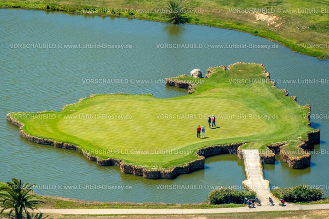 Mallorca230400243SantaPonsaGolf | Luftbild, Golfplatz, Insel in Golfanlage Santa Ponsa II, CalviaÂ , Balearen, Mallorca, Balearische Inseln, Spanien