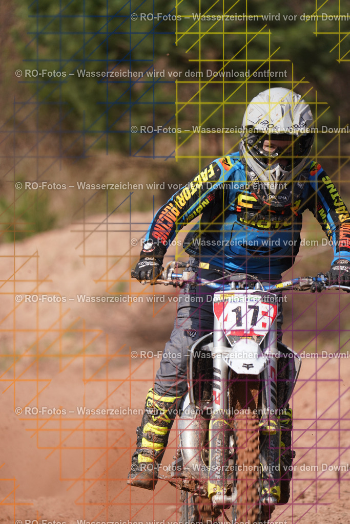 1 2 Lauf Mernes-85 | Sportfotografie von RO-Fotos: Motorsport, Motocross, Enduro, Laufveranstaltungen und Triathlon. Professionelle Fotos von Sportlern und Events. - Realisiert mit Pictrs.com