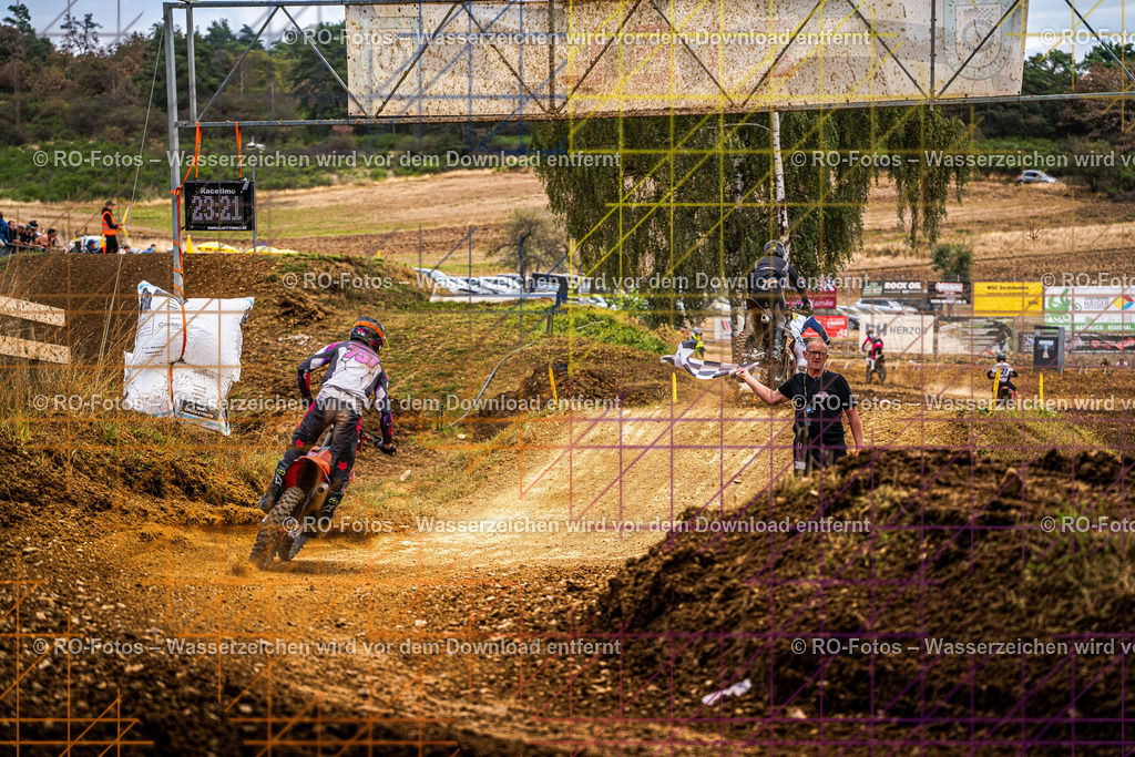 Sechshelden 2026 Sonntag  -1778 | Sportfotografie von RO-Fotos: Motorsport, Motocross, Enduro, Laufveranstaltungen und Triathlon. Professionelle Fotos von Sportlern und Events. - Realisiert mit Pictrs.com