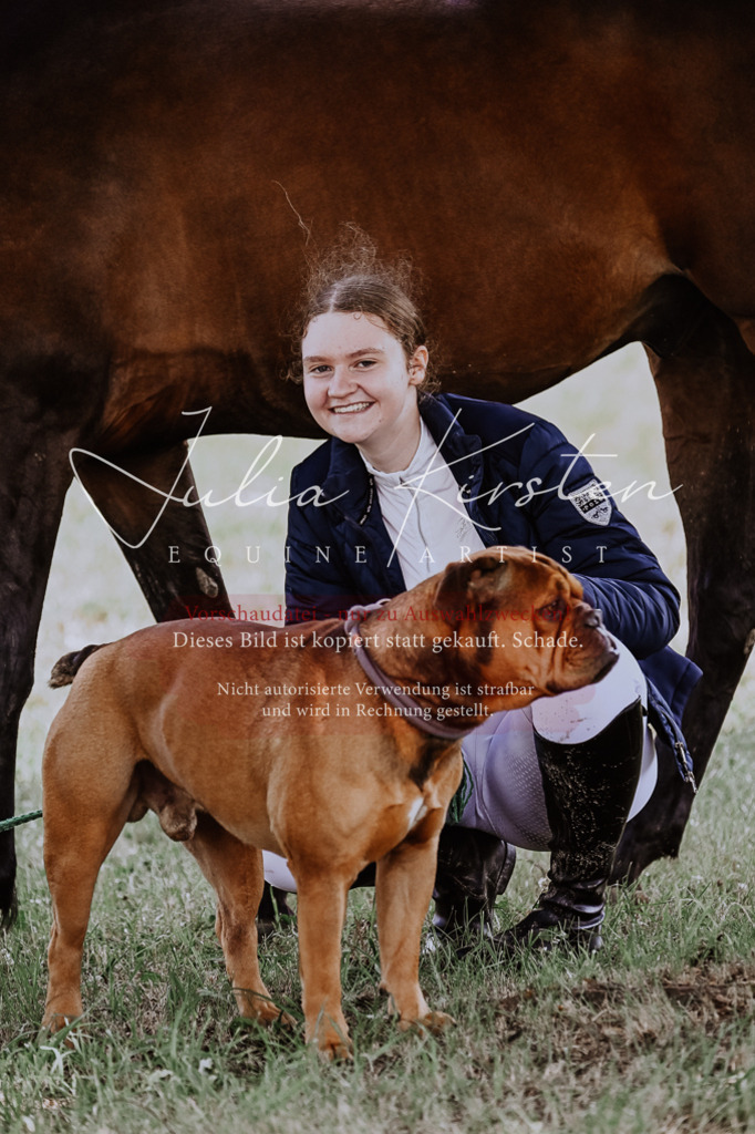 DSC_8649 | Pferde- und Turnierfotografie in Westsachsen. Pferdeportraits, Auftragszeichnungen und intuitive Kunst.