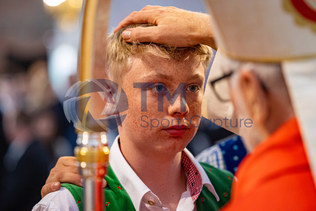 Trainproduction-20240519-1 | Firmung Klagenfurt-Dom 19.05.2024 10:30 Uhr