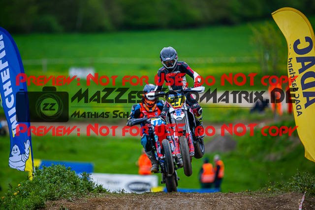 MaZZes_FotoMatrix_230506_2 | S3