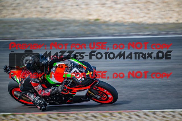 MaZZes_FotoMatrix_230719_9440 | WEISS