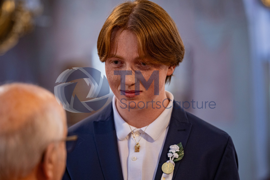 RR5M7616 | Firmung Klagenfurt-Dom 19.05.2024 8 Uhr