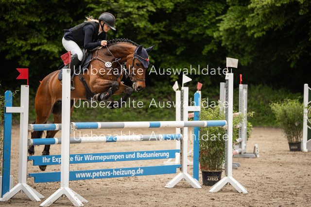 Bad_Meinberg_00988 | saradresslerfotografie - Realisiert mit Pictrs.com
