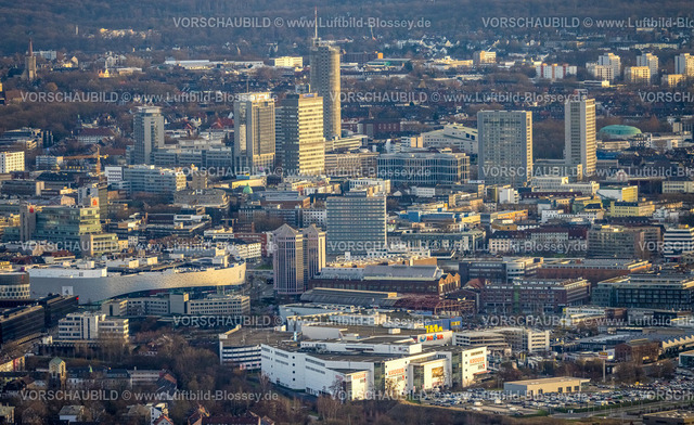 Essen230101408 | Luftbild, Lutz Kröger XXXL Möbelhaus, Blick zum Berliner Platz Weststadttürme und City mit Essen Campus Hochhäuser und Westenergie Turm, Stadtkern, Essen, Ruhrgebiet, Nordrhein-Westfalen, Deutschland