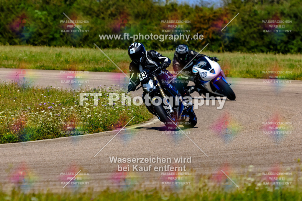 043-3352 | Hier findet Ihr Bilder von Touristenfahrten auf der Nürburgring Nordschleife oder von anderen Veranstaltungen die ich besucht habe. Viel Spass beim Durch Schauen 