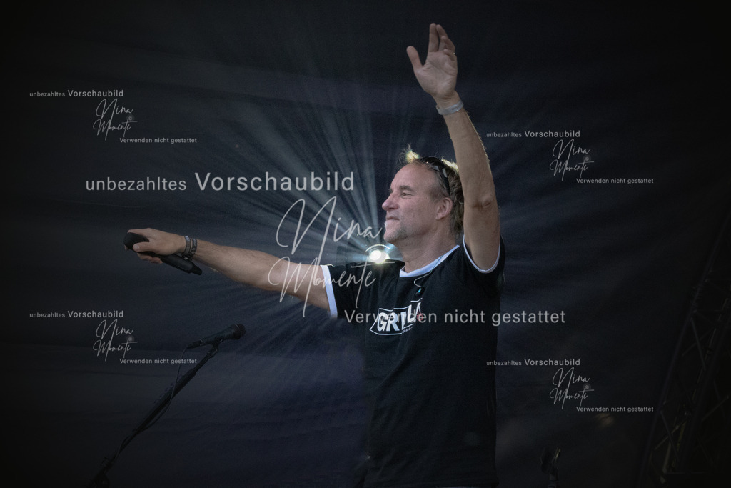 _16A8423-1 | Einzigartige Fotos von Hunden & Menschen –Actionfotos, Portraits, Vereinsaufnahmen & Paarshootings – authentisch, lebendig & mit Herz.