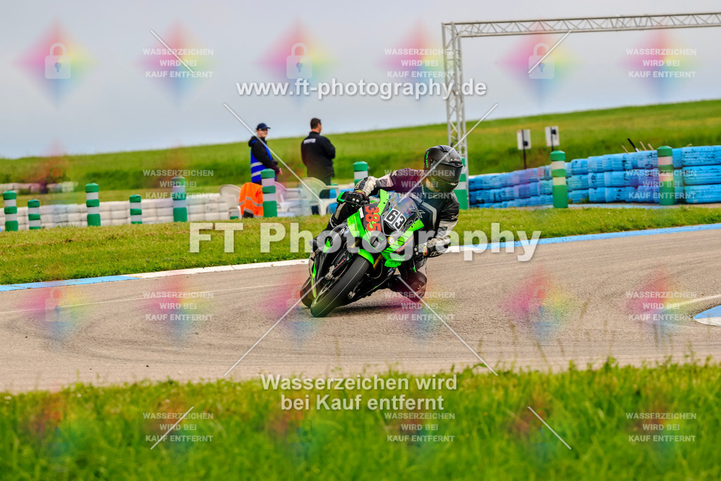 MotoTeam-8029 | Hier findet Ihr Bilder von Touristenfahrten auf der Nürburgring Nordschleife oder von anderen Veranstaltungen die ich besucht habe. Viel Spass beim Durch Schauen 