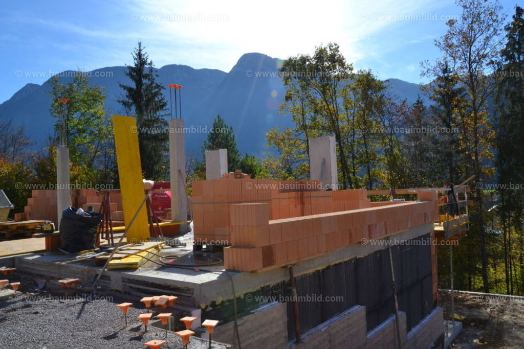 bib-lg07-mauerarbeiten-0117 | Nach LV-Leistungsgruppen sortierte Detailfotos über den Bau eines Hauses. Alle Hausbau-Bilder direkt vom Urheber und Autor der Website Haus-Selber-Bauen.com