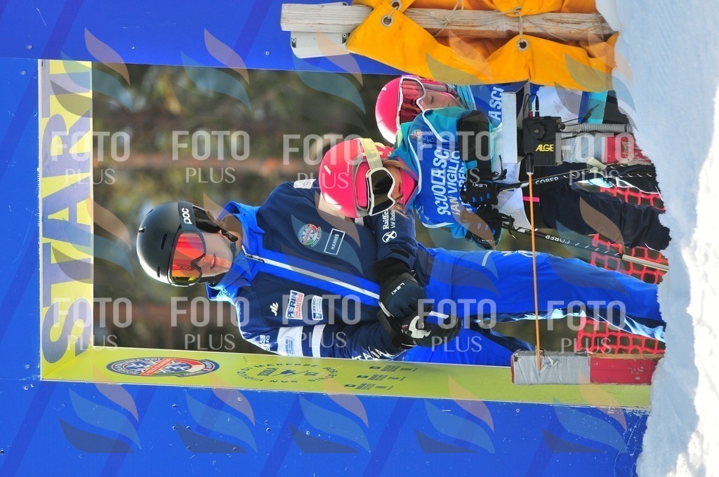 B9857 | holidayphoto