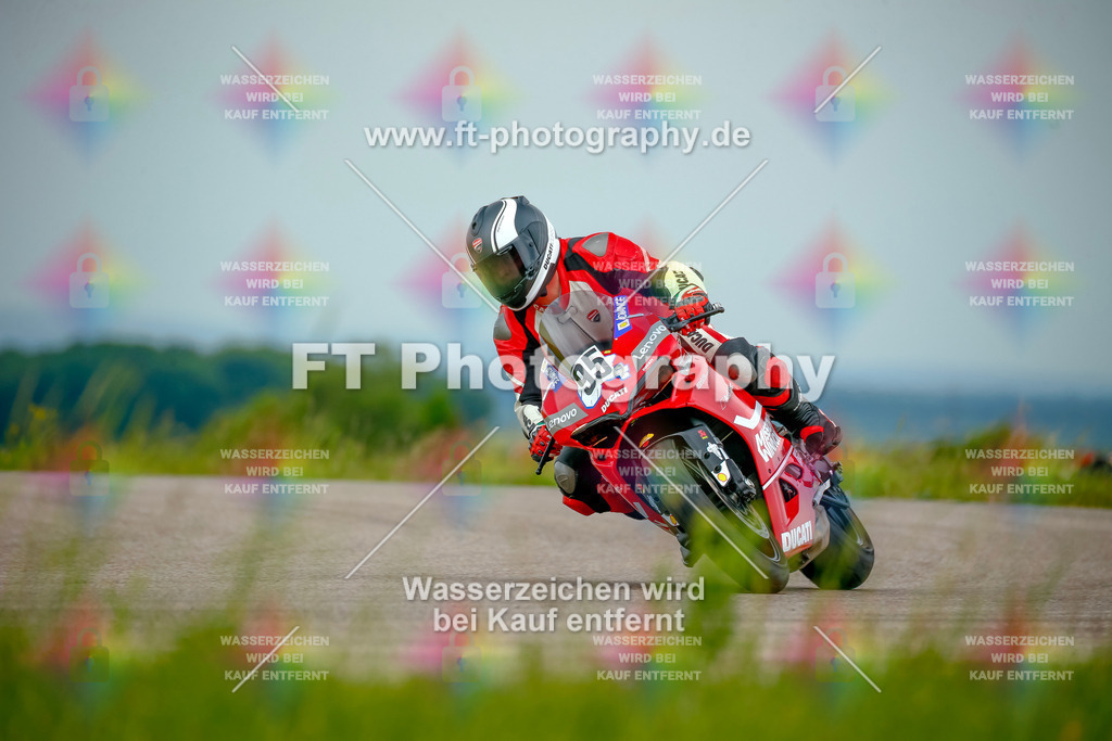 _MOT2040 | Hier findet Ihr Bilder von Touristenfahrten auf der Nürburgring Nordschleife oder von anderen Veranstaltungen die ich besucht habe. Viel Spass beim Durch Schauen 