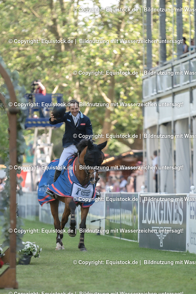 20230528_17_CSI4_Hess.Min.Präs_0402 | equistock