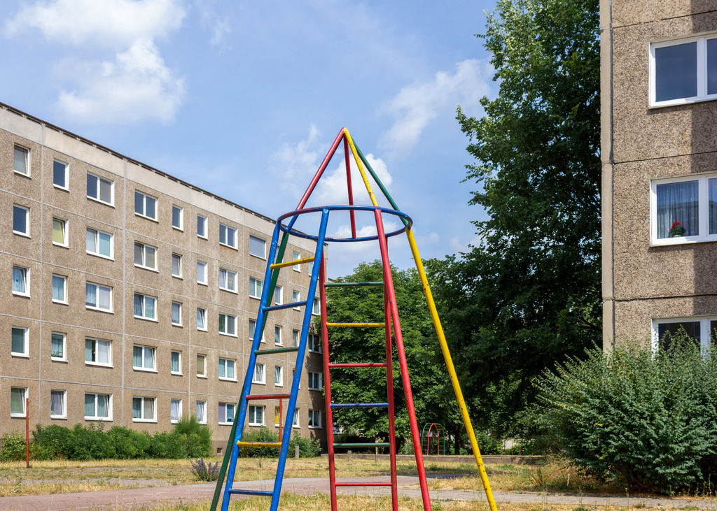Dessau-Innenstadt | Spielgerät - Realisiert mit Pictrs.com