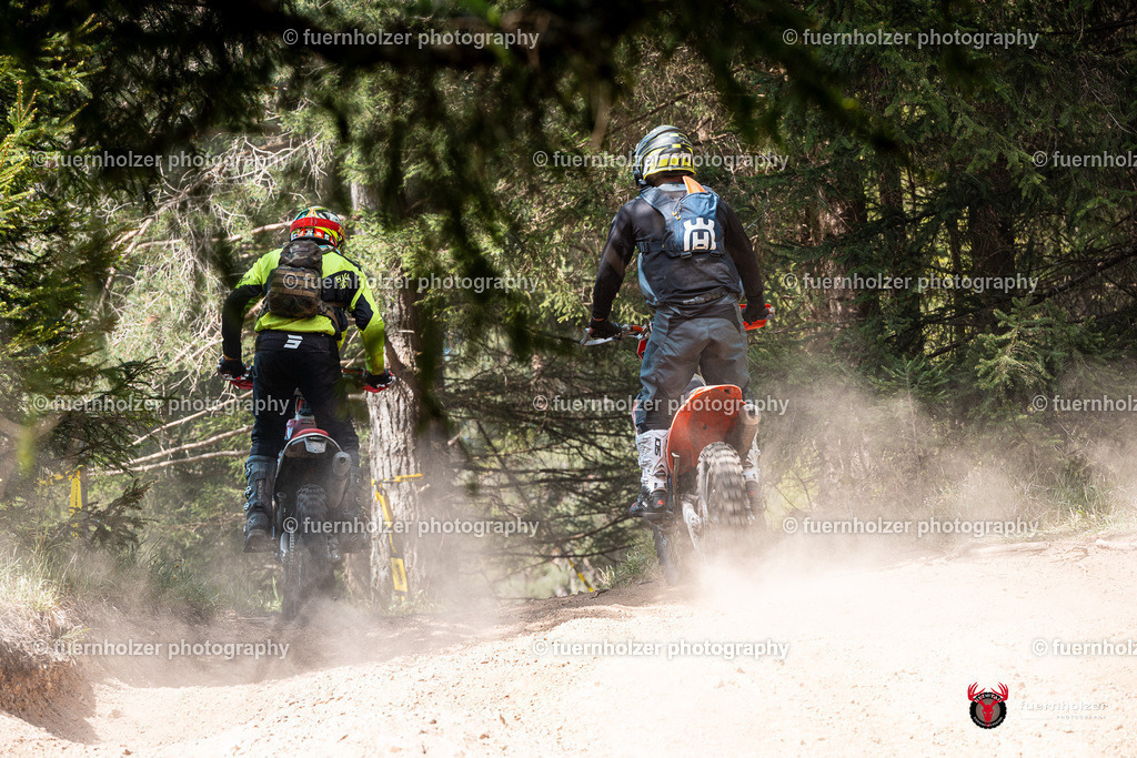 fuernholzer_250501-C2-499 | Fotografische Impressionen von der Red Stag Enduro Extreme by fuernholzer-photography.com. Endurosport in Österreich fotografisch festgehalten von fuernholzer. Auftragsfotografie für Private, Gewerbefotos und Industriefotografie. Eventfotografie, Sportfotografie und Motorsportfotografie. Anbieter von Fotoworkshops, Fototraining, fotografischen Vorträgen und Fotoseminaren.