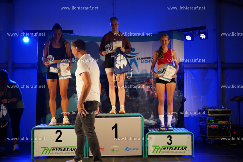 FSC00333 | Lichterlauf  - Realisiert mit Pictrs.com