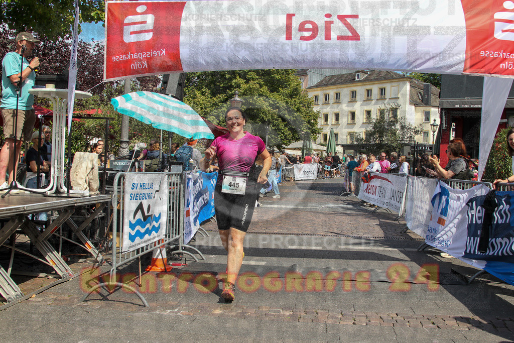 250824_1434_EV4_1931 | Sportfotografie im Rhein-Sieg Kreis, Köln, Bonn, NRW, Rheinland Pfalz, Hessen, etc. Unser Tätigkeitsfeld umfasst den Laufsport vom Volkslauf über den Marathon, Duathlon, Triathon bis zum Ultralauf wie Kölnpfad Ultra oder Schindertrail.