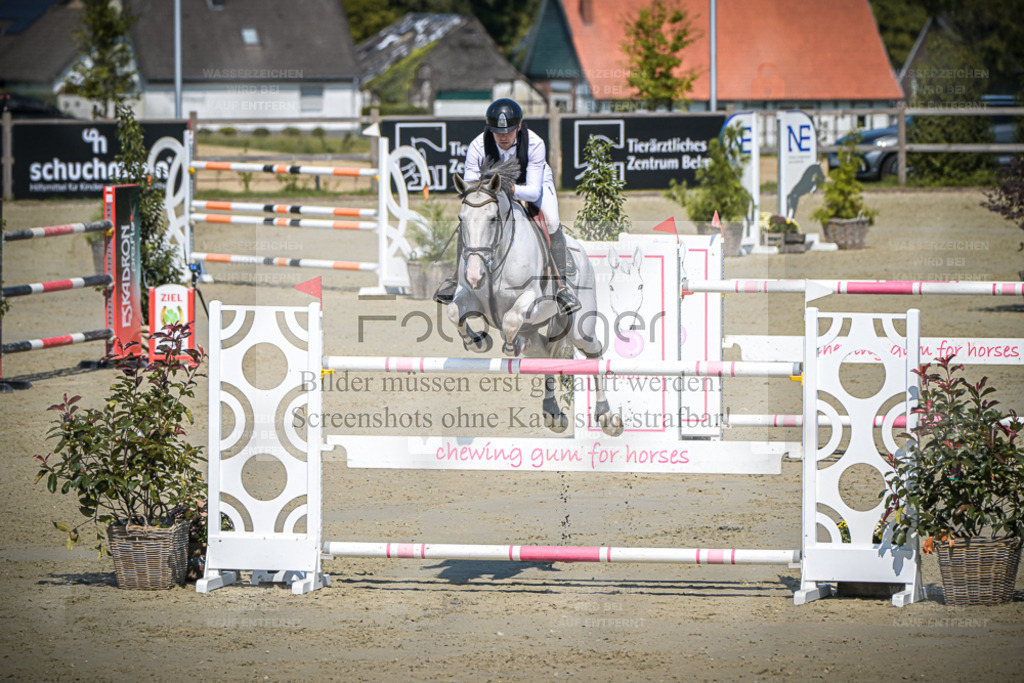 DOS_0272 | Entdecke hochwertige Reitturnierfotos von Foto Oger. Professionell, emotional und authentisch – jetzt Lieblingsmomente im Shop bestellen. - Realisiert mit Pictrs.com