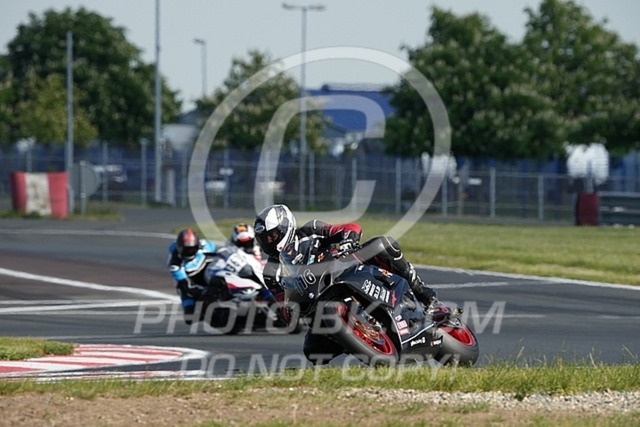 2025_05_12_PBK_13388 | Sportfotografie; SlowMotion; Video; Rennstrecke; Hafeneger; Speer; Racing; RSE; BMW; CBO; Trackday; Motorsportarena; Hockenheimring; Brno; Most; Barcelona; Valencia