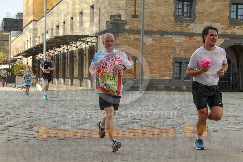 250920_1526_EV4_8793 | Sportfotografie im Rhein-Sieg Kreis, Köln, Bonn, NRW, Rheinland Pfalz, Hessen, etc. Unser Tätigkeitsfeld umfasst den Laufsport vom Volkslauf über den Marathon, Duathlon, Triathon bis zum Ultralauf wie Kölnpfad Ultra oder Schindertrail.
