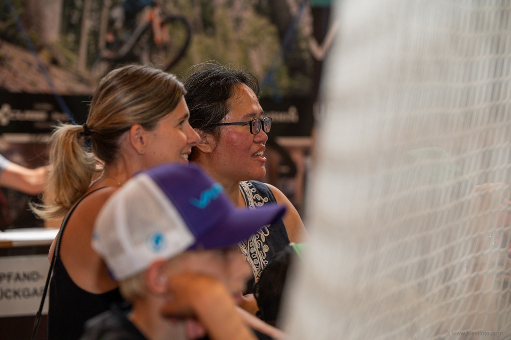 Unbenannt-650 | "Fussifoto.com – Ihr Ansprechpartner für hochwertige Fotografie! Entdecken Sie kreative Bilder und professionelle Dienstleistungen. Kontaktieren Sie uns für Ihre Projekte!"