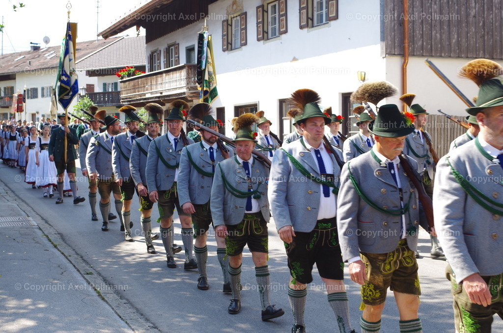 IMGP3639 | fotografiert von Axel PollmannLeonhardi Wallfahrt Benediktbeuern und Murnau, Fronleichnam, Fasching, Landschaft im Loisachtal und Benediktbeuern  - Realisiert mit Pictrs.com