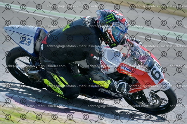 26BT02-0770 | markuskiefer.com - Realisiert mit Pictrs.com