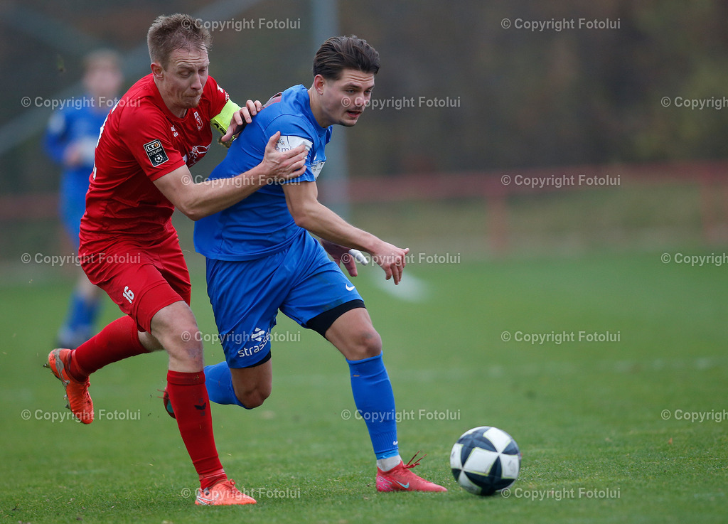 A_LUI_08112025_13jpg | SPORT FUSSBALL LT1 OOE LIGA ASKOE OEDT 1B-UNION ST.MARTIN/MUEHLKREIS 08.11.2025 IM BILD: FLORIAN FELLINGER (OEDT1B) UND BENITO HEMMELMAYR (ST.MARTIN)FOTO:FOTLUI