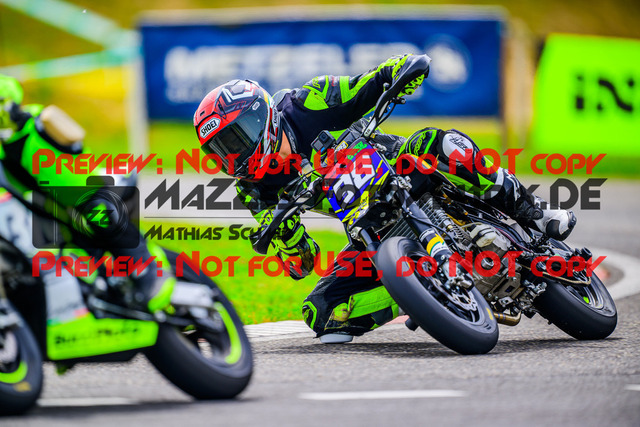 MaZZes_FotoMatrix_240608_6007705_6262 | STK