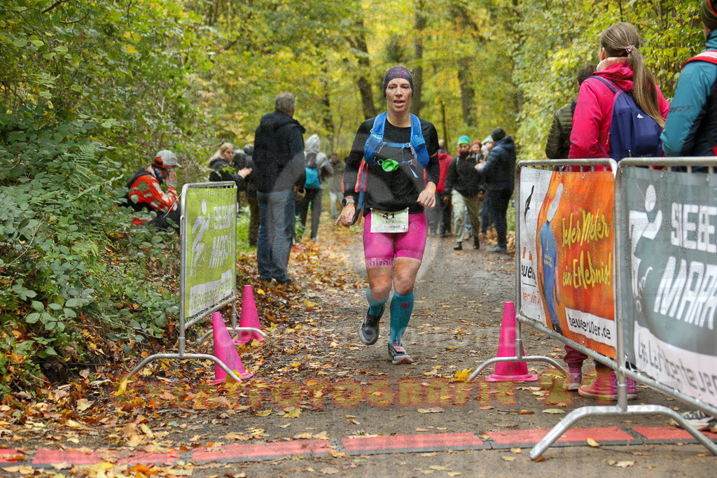 251026_1316_EX1_3032 | Sportfotografie im Rhein-Sieg Kreis, Köln, Bonn, NRW, Rheinland Pfalz, Hessen, etc. Unser Tätigkeitsfeld umfasst den Laufsport vom Volkslauf über den Marathon, Duathlon, Triathon bis zum Ultralauf wie Kölnpfad Ultra oder Schindertrail.