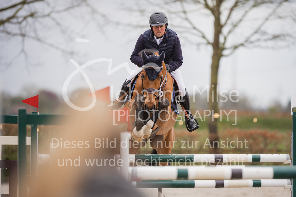 230427_HofSosath_2Ph-M2St-107 | Deine schönsten Turniermomente als professionelle Fotos! Entdecke hochwertige Pferdesport-Fotografie im Online-Shop. Jetzt Fotos finden & bestellen!