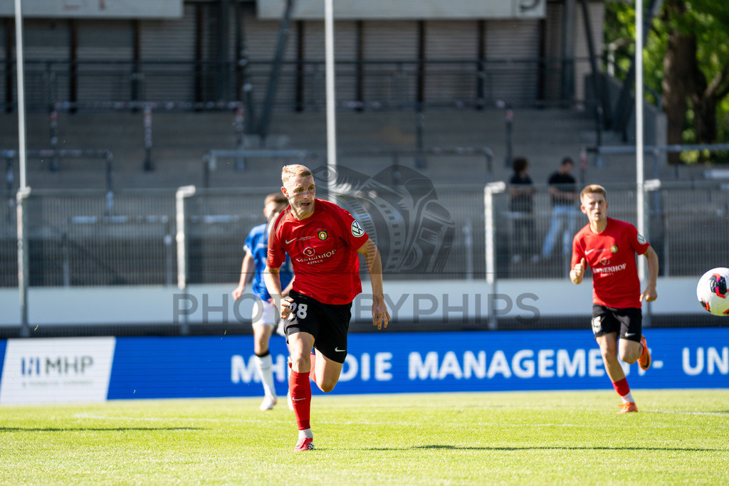 Stuttgarter Kickers vs. SG Sonnenhof Großaspach, Fussball, WFV-Pokal, Finale, 23.05.2026 | Luka Janes (SG Sonnenhof Großaspach, #28),Stuttgarter Kickers vs. SG Sonnenhof Großaspach, Fussball, WFV-Pokal, Finale, 23.05.2026