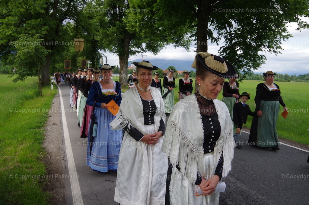 IMGP5997 | fotografiert von Axel PollmannLeonhardi Wallfahrt Benediktbeuern und Murnau, Fronleichnam, Fasching, Landschaft im Loisachtal und Benediktbeuern  - Realisiert mit Pictrs.com