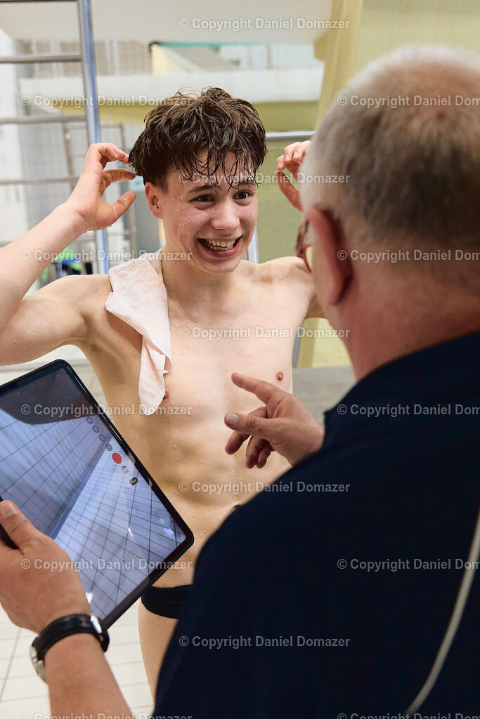 International Youth Diving Meet 2026 | Day 1 of 5 | International Youth Diving Meet 2026| Day 1 of 5 | 22.04.2026 | Youth diving competition featuring 1m and 3m springboard and platform at the Schwimmsportkomplex Freiberger Platz in Dresden.@ Domazer Photography - Realisiert mit Pictrs.com
