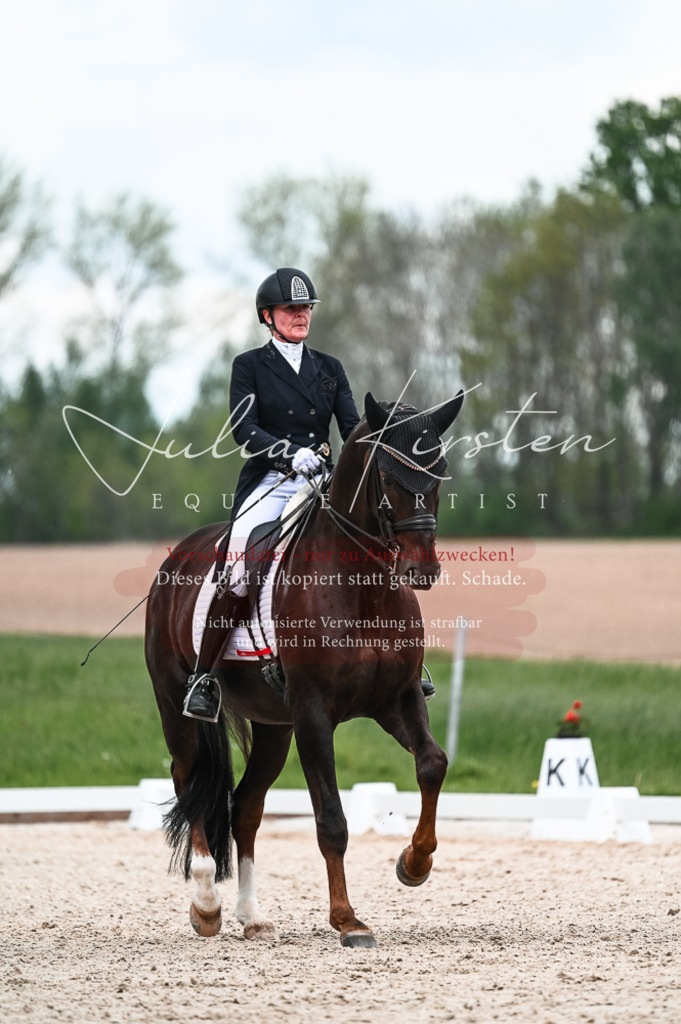 20230514_JK-Röhrsdorf-21-167 | Pferde- und Turnierfotografie in Westsachsen. Pferdeportraits, Auftragszeichnungen und intuitive Kunst.