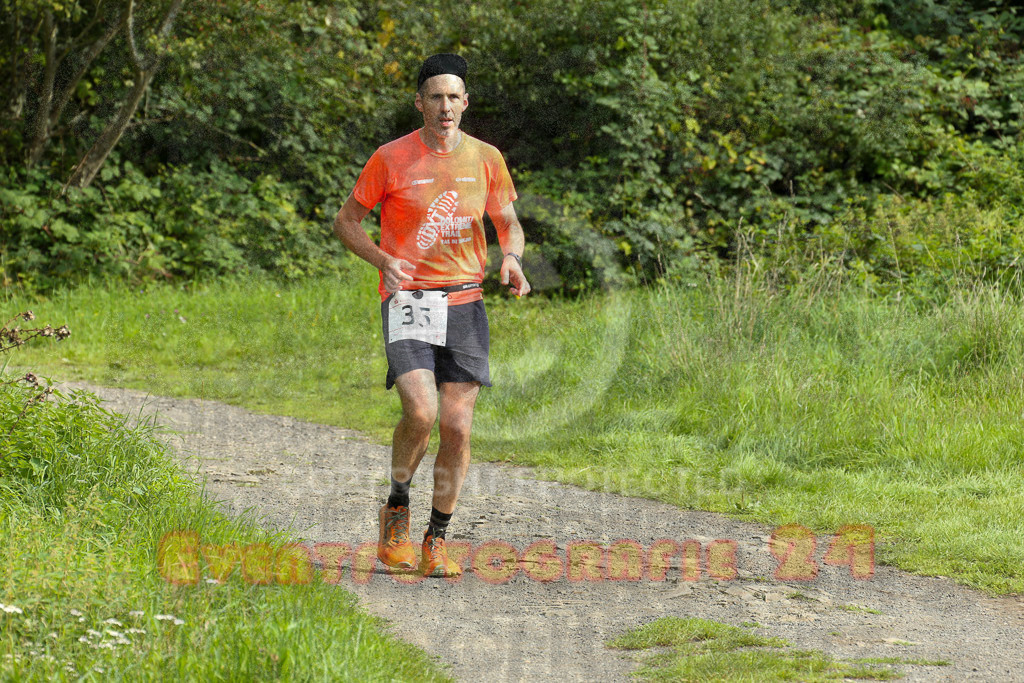 230826_1620_EX1_1532 | Sportfotografie im Rhein-Sieg Kreis, Köln, Bonn, NRW, Rheinland Pfalz, Hessen, etc. Unser Tätigkeitsfeld umfasst den Laufsport vom Volkslauf über den Marathon, Duathlon, Triathon bis zum Ultralauf wie Kölnpfad Ultra oder Schindertrail.