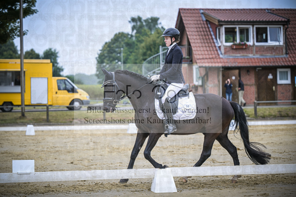 DOS_2678 | Entdecke hochwertige Reitturnierfotos von Foto Oger. Professionell, emotional und authentisch – jetzt Lieblingsmomente im Shop bestellen.Deutschlandweite Turnierfotografie. - Realisiert mit Pictrs.com
