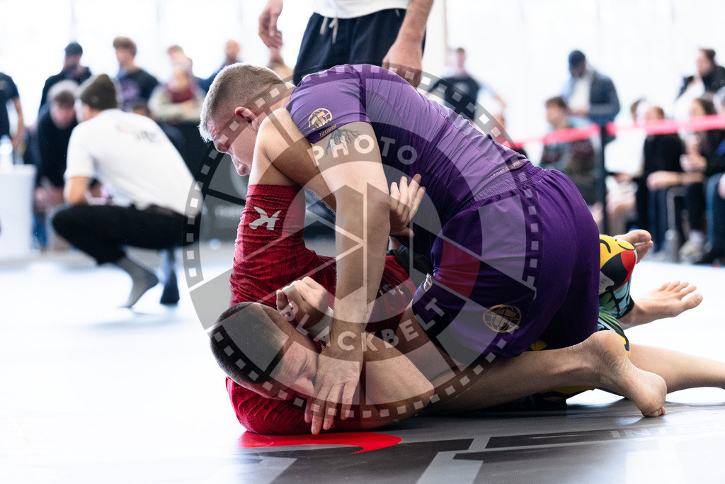 20251129PBB5411 | Fighters compete during the luta livre competition ILLCS XI winter edition on November 29, 2025 in Hannover, Germany.