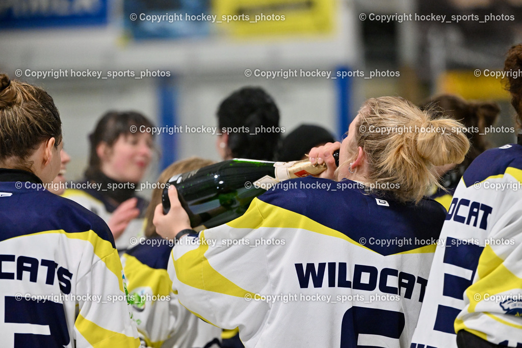 WILDCATS PATERNION & Lady Hawks Siegerehrung-Meisterfeier | Champagner, #6 Jelovcan Selina WILDCATS PATERNION, WILDCATS PATERNION &amp; Lady Hawks Siegerehrung-Meisterfeier, WILDCATS PATERNION &amp; Lady Hawks Siegerehrung-Meisterfeier am 12.03.2025 in Steindorf (Ossiachersee Halle), Austria, (Photo by Bernd Stefan)
