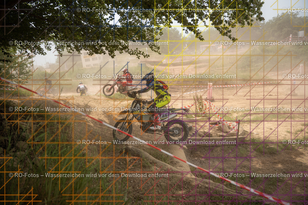 Niederwürzbach 2 Lauf-794 | Sportfotografie von RO-Fotos: Motorsport, Motocross, Enduro, Laufveranstaltungen und Triathlon. Professionelle Fotos von Sportlern und Events. - Realisiert mit Pictrs.com