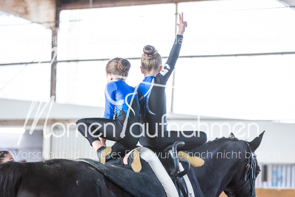 SS-Maxi-089 | MomenTaufnahmen Pferdesportfotos