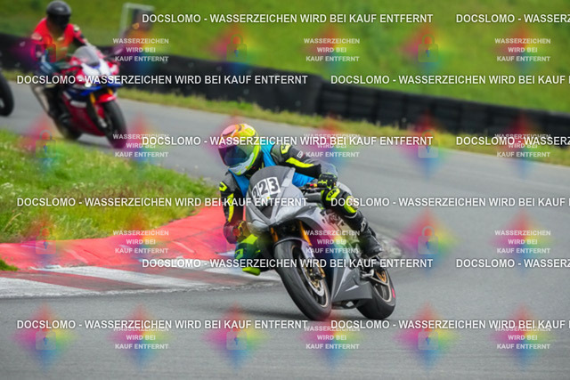 2026_05_08_PBK_24118_LRX | Sportfotografie; SlowMotion; Video; Rennstrecke; Hafeneger; Speer; Racing; RSE; BMW; CBO; Trackday; Motorsportarena; Hockenheimring; Brno; Most; Barcelona; Valencia