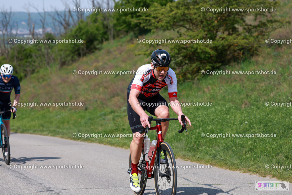 324_AR6_9568 | Neusiedlersee Radmarathon 2026@sportshot_your_pictrs #yourpictures#roadtowm2029 #nrm #neusiedlerseeradmarathon #neusiedlersee #neusiedlerseetourismus #burgenland #mörbisch #nrm26 #burgenlandtourismus #voglundco #poweredbyburgenlandtourismus #radsport #rad #marathon #ucigranfondo #visitburgenland #ucigranfondoworldseries