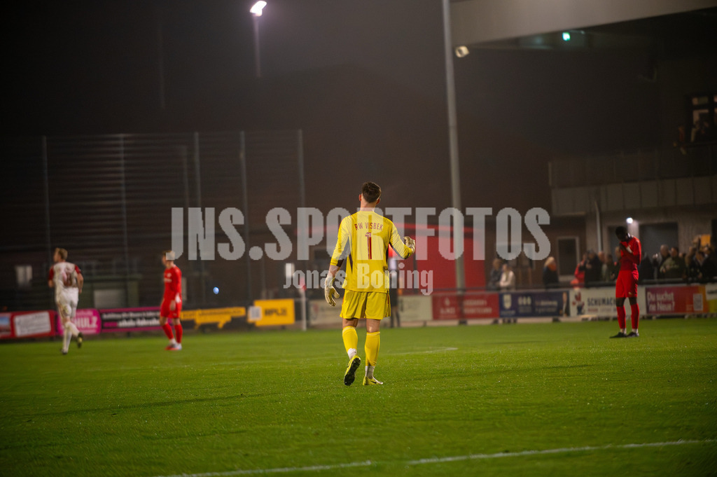 VFL-RWV_07.11.2025-11 | jns.sportfotos - Realisiert mit Pictrs.com