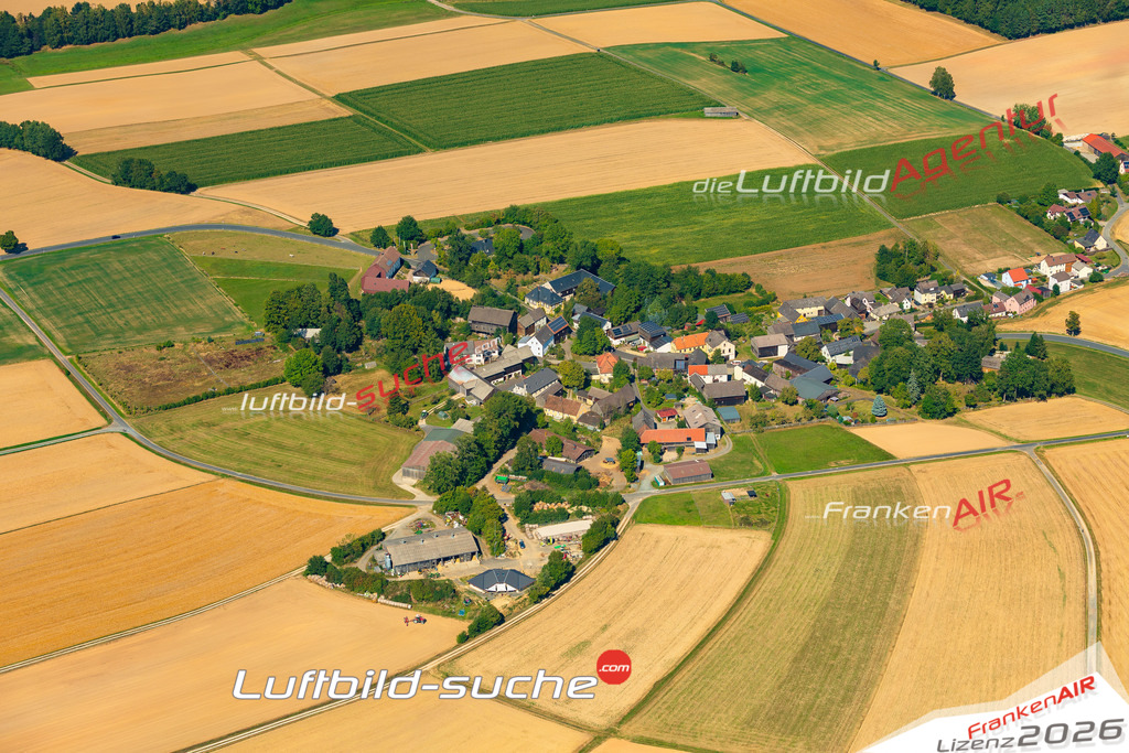 Luftaufnahme  Bergnersreuth  Arzberg Das Luftbild wurde 2025 vom UL-Flugzeug heraus erstellt ( keine Drohne ) - Hochauflösende Luftaufnahme -Nicht vergleichbar mit Google Maps oder Satelittenbilder- Die Geschenkidee !Mit Lizenz und Bildrechte bestellbar