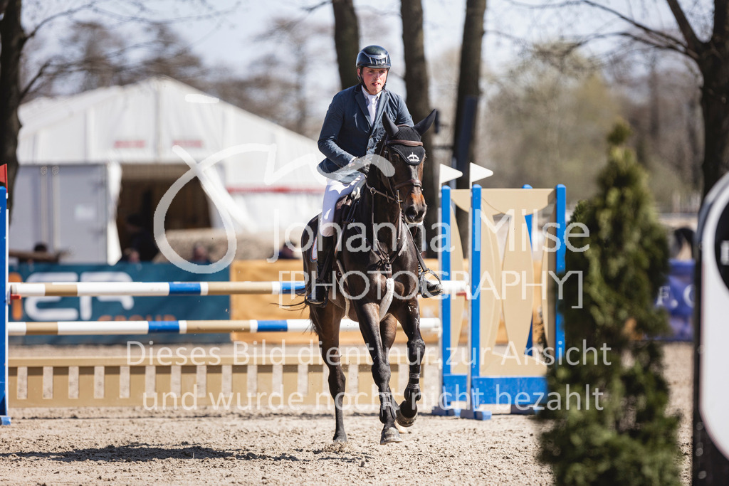 250408_Mühlen_SprPf-L-418 | Deine schönsten Turniermomente als professionelle Fotos! Entdecke hochwertige Pferdesport-Fotografie im Online-Shop. Jetzt Fotos finden & bestellen!